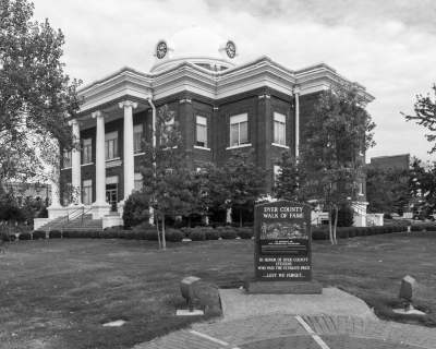 Dyer County Courthouse (Dyersburg, Tennessee) | Stock Images | Photos