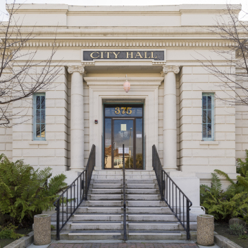 Hollister City Hall (Hollister, California)