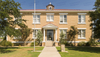 McMullen County Courthouse (Tilden, Texas)