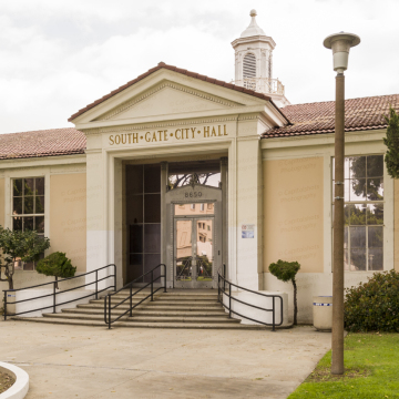 South Gate City Hall (South Gate, California)