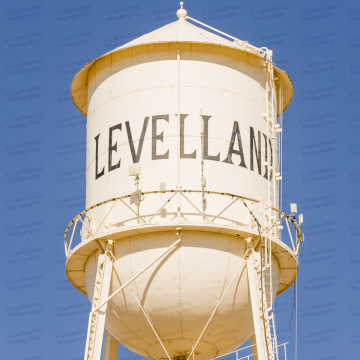 Texas Water Towers (Cities L-P)