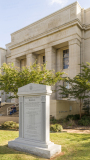 Lawrence County Courthouse (Moulton, Alabama)