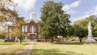 Sumter County Courthouse (Livingston, Alabama)